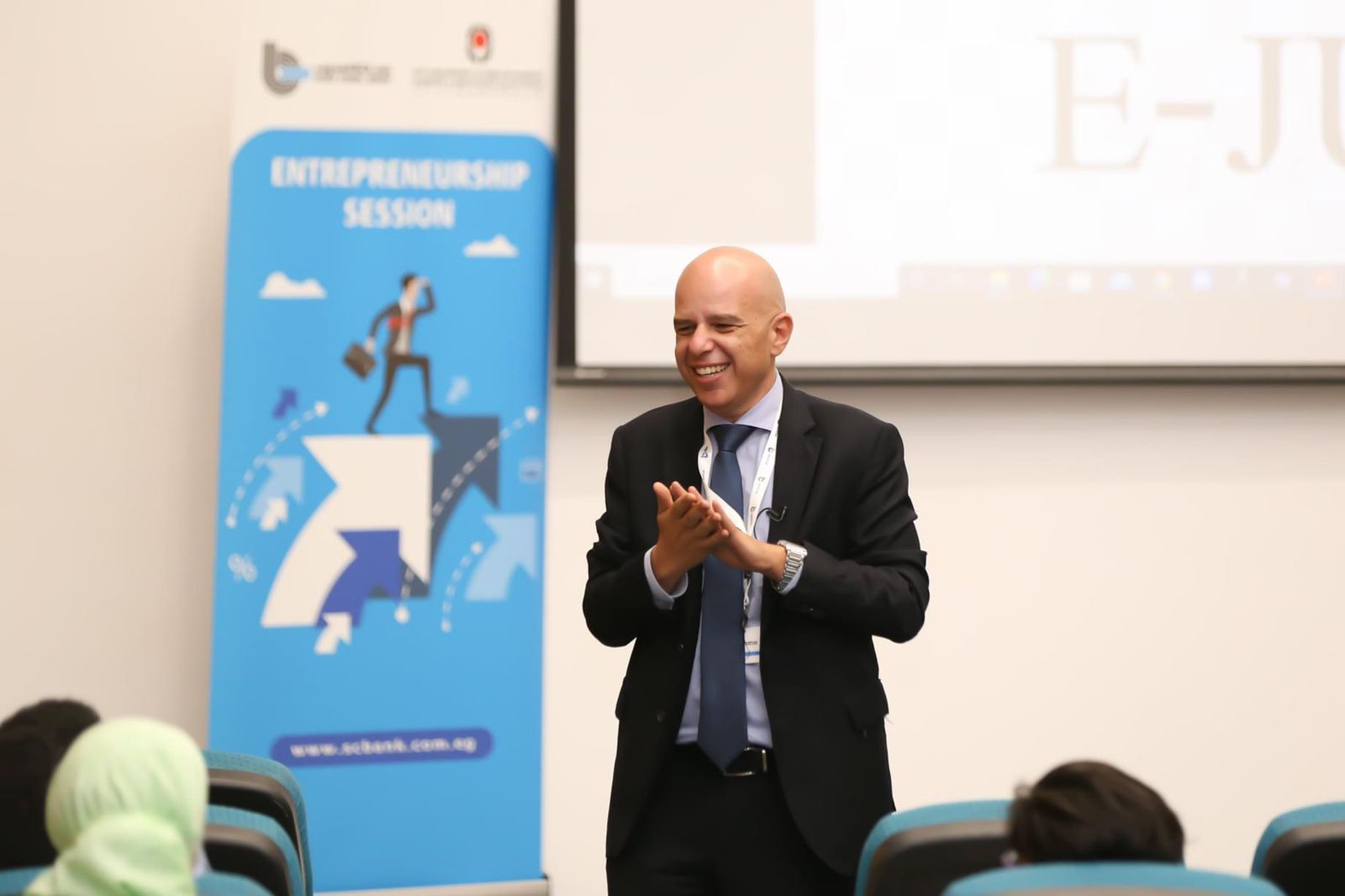 بنك قناة السويس في ملتقى توظيفي للجامعة المصرية اليابانية للعلوم والتكنولوجيا