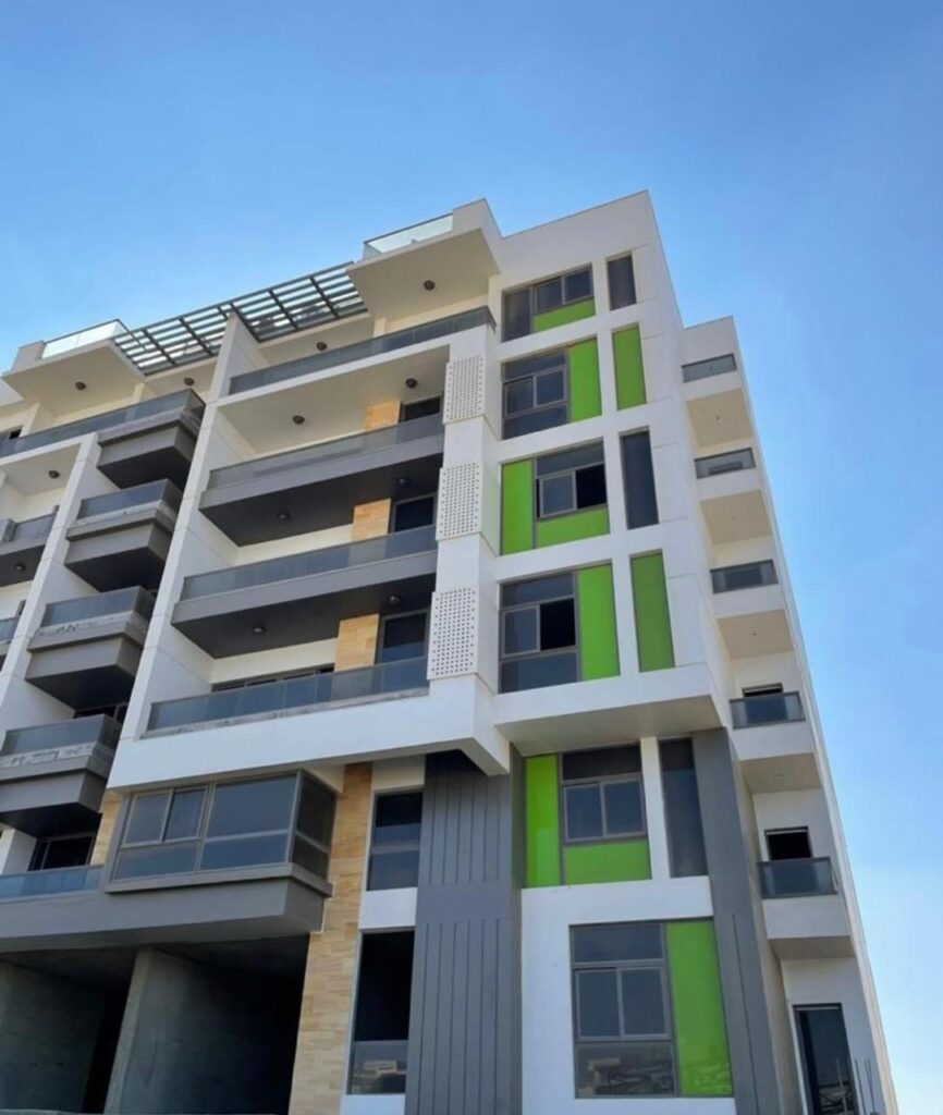 شركة ستايل هوم تطلق أول مسابقة فريدة من نوعها للفنانين التشكيليين للنحت داخل مشروعاتها