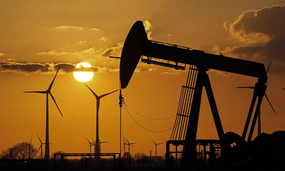 برميل النفط يتجاوز 120 دولاراً عقب رفع السعودية لأسعار الخام