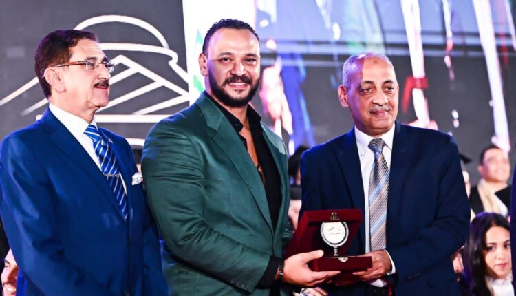 جامعة مصر للعلوم والتكنولوجيا