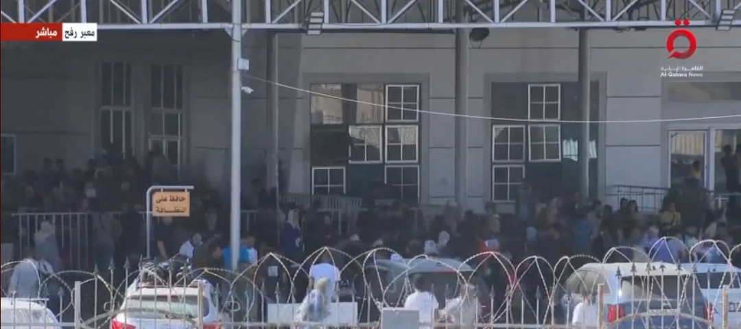 وصول الحافلة الثالثة من حاملي الجنسيات المزدوجة لمعبر رفح