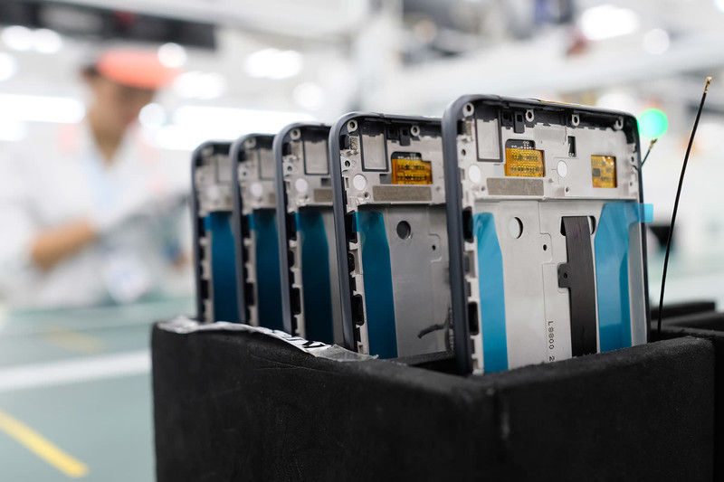 وزير المالية: إطلاق مبادرة لتوطين صناعة المحمول الفترة المقبلة 