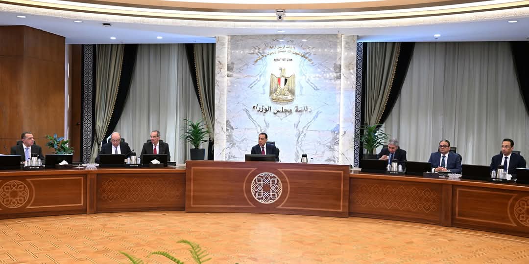 الحكومة: بدء تطبيق الحصول على التأشيرة العاجلة إلكترونيًا فى 7 مطارات